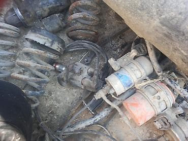 maşın ucun pec: Avtomobil ehtiyat hissələri – müxtəlif komplektasiya Mercedes. 190 — 9