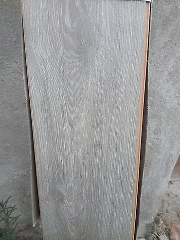 laminant: Laminat satilir 3 kvadrat metr qalib Qalin laminatdi 12 lik Altdiği da — 2