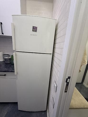 İşlənmiş 2 qapılı Bosch Soyuducu Satılır, rəng - Ağ