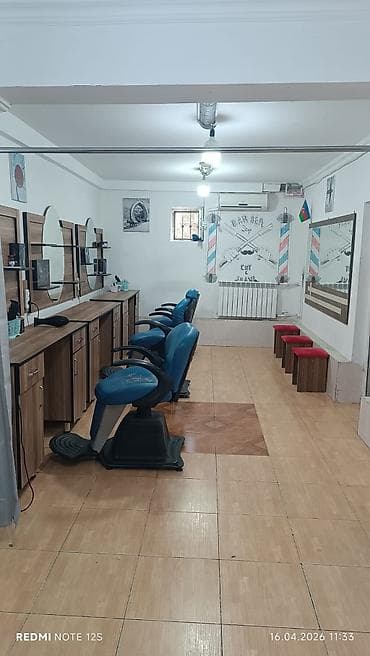 tibbi dolablar: Bərbərxana üçün 2 BƏRBƏR lazımdır. Salon 7mkr, Tayqa marketin — 4