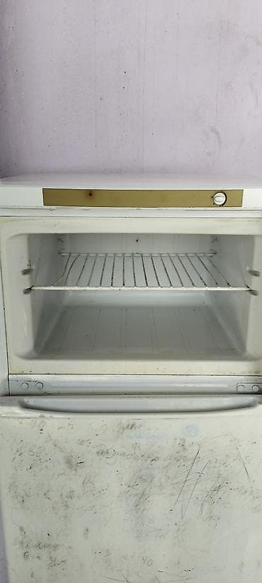 m50 satilir: İki qapılı soyuducu - Üst hissə: dondurucu bölmə, tənzimlənən — 3