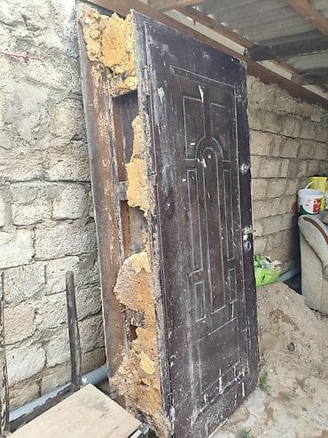 ikinci əl dəmir qapı: Dəmir giriş qapısı dəsti Ölçü 2m - 90 Sm - Material: qalın metal/dəmir — 7