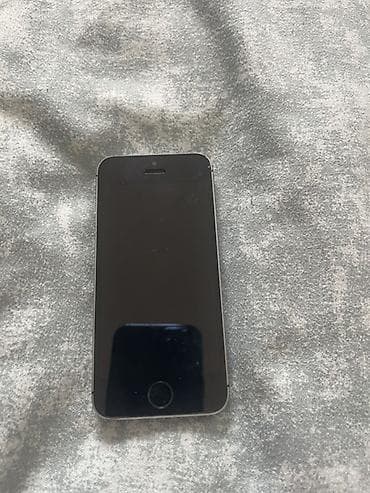 iphone 3: IPhone 5s, Space Gray, Barmaq izi — 2