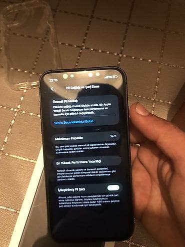 macbook pro m4 pro: IPhone 11, 128 GB, Qara, Face ID — 3