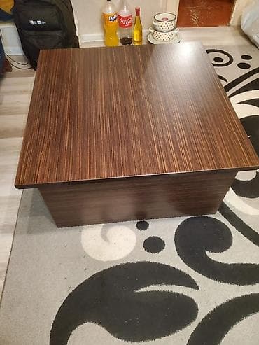 Mebel: Kvadrat formalı qonaq otağı/jurnal masası dəsti. - Material: ağac — 1
