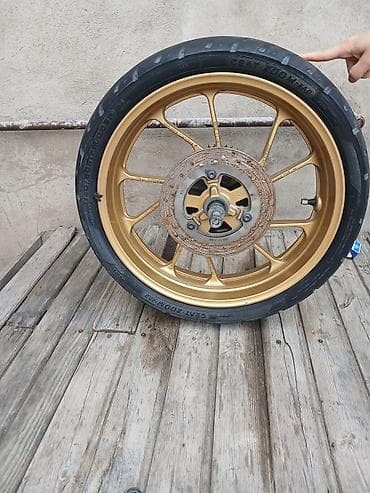 Motosiklet üçün ehtiyat hissələri paketi - Arxa təkər komplekti — 1