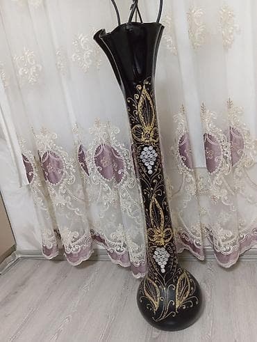 bagema güldan: Bir vaza, Keramika — 7