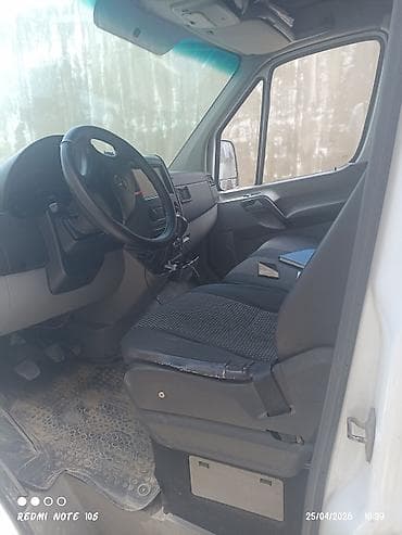 vurux masinlar: Mercedes-Benz Sprinter soyuduculu yük mikroavtobusu - Korpus: uzun və — 3
