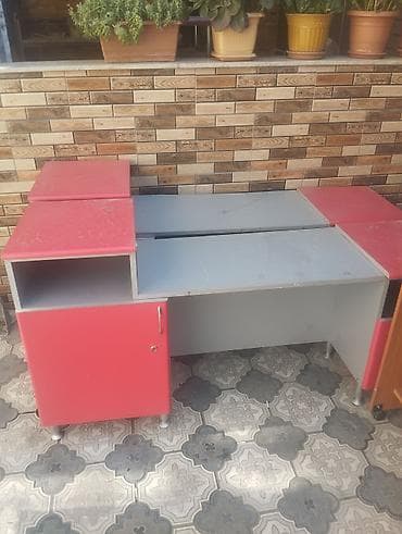 gamer masa: İşlənmiş, İşçi üçün, Dördbucaq masa — 2