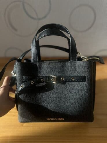 qizil almaq: Çiyin çantası, Michael Kors — 1