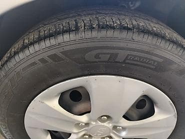 4 teker: - Ölçü: 195/65 R15 Disk təkər qalpaq birlikdə satılır.Kia fortenin — 1