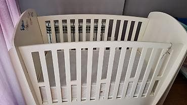 sade mebeller: Oğlan və qız üçün, Dördbucaq, Beşik, Dəstsiz, Matras ilə, Yellənmə mexanizmsiz — 2