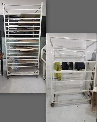 Etajerka 2 eded eni 1 hün 220. Qiymet 100 azn (1) ededi Unvan — 1