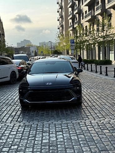şuşe: Hyundai Sonata – xamelion rəngi yeni nəsil fastback dizaynlı sedan — 6