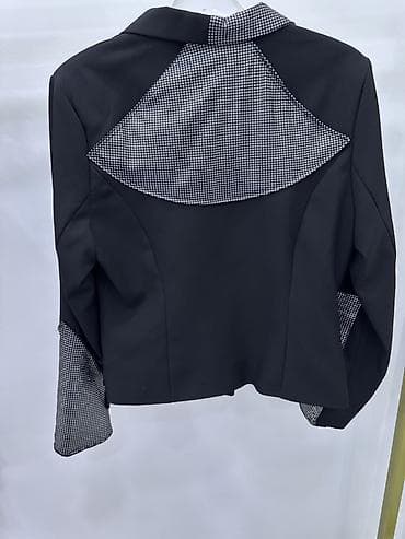 pencəy: Qadın üçün qısa modellı qara bleizer - Rəng: qara, xırda dama deseni — 2