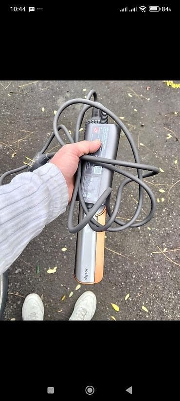 Dyson saç düzləndiricisi - Brend: Dyson - Tip: Elektrikli saç