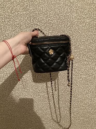 telvizor altdigi: Televizor altı qara reng.70m.Unvan Xırdalan. şüşənin uzunlugu 1m.eni — 6