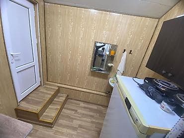 Təcili satılır!!! Şəhərin mərkəzində 8 Noyabr metrosuna piyada 6-7 — 10