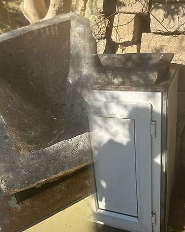 Daşdan yonulmuş həyət bulağı/ovuqlu su yuyucu daş - Material: bütöv — 1