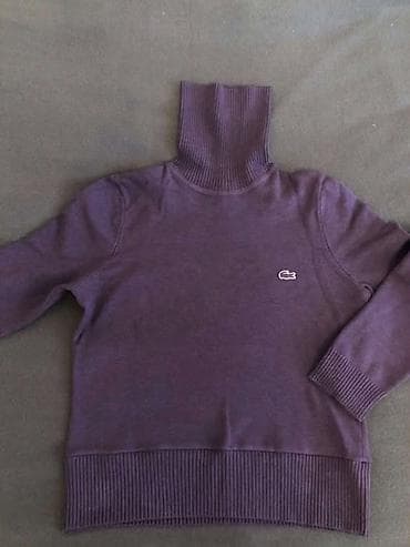 Lacoste boğazlı sviter
Xs ölçü 30 azn