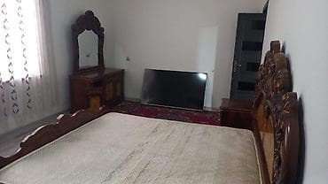 1 otagli evler: Xaçmaz şəhərində həyət evi kirayə verilir. 🏠 Ev yaşayış üçün tam — 10