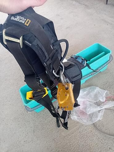 Mexaniki əl alətləri: Sənayedə alpinist işləri üçün komplekt avadanlıq Tərkib: - Müxtəlif — 8