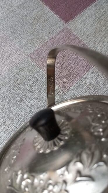 qend qiran: Konfet qabi qend qabi qapaqi tutacaqi melxiourdur catdirilma var — 3