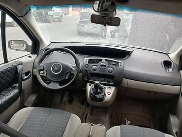 avtobus satilir: Renault Scenic, gümüşü rəng, 5 qapı, kompakt minivan. tək problem — 3