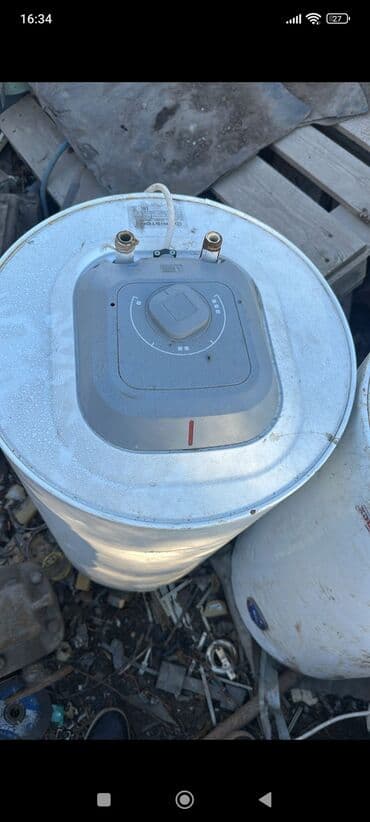 ekran ucun sade sekiller: 50və 100lirtlik aristonlər 1 denəsi 50 azn teze vezyetde .Əlaqə — 2