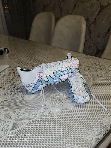 Botinkalar: Futbol kramponları – Air Zoom brendi - Rəng: ağ əsas, üzərində — 1