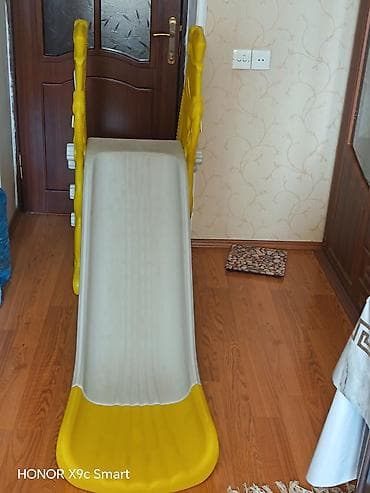 Uşaq sürüşkəni – plastik, ev və bağ üçün - Material: dayanıqlı