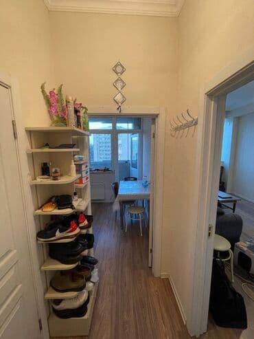 mingecevirde 1 otaqli evlerin qiymeti: 1 otaqlı, Yeni tikili, m. İnşaatçılar, 40 kv. m — 6