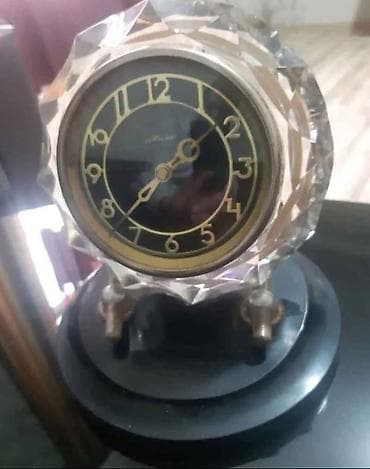 iphone saat: Qedimi Saat qiraqlari xurustaldi Islekdi hec bir problemi yoxdu — 1