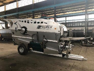 maşın acarları: Yem qarışdıran paylayan. 12 kub tutumlu. Türkiyənin çox keyfiyyətli — 2