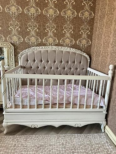 islenmis mebiler: Oğlan və qız üçün, İşlənmiş, Dördbucaq, Beşik, Matras ilə, Yellənmə mexanizm ilə — 1