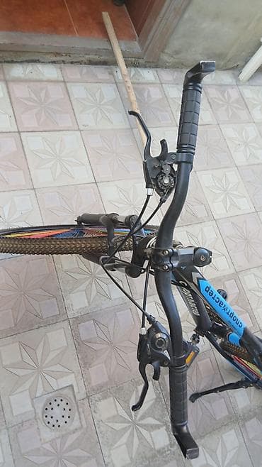 Velosipedlər: Velosiped – Sportmaster brendi, dağ/şəhər tipli Xüsusiyyətlər: - — 3