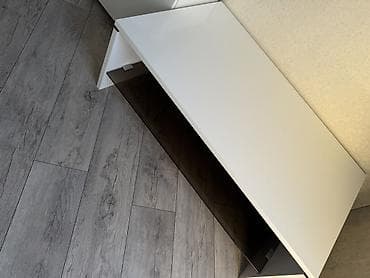 düz divanlar: Düz TV altlığı, Polkalı, Şüşəli — 5