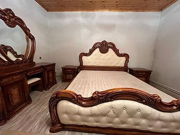 işlənmiş termolar: İkinəfərlik çarpayı, 2 tumba, İşlənmiş — 1