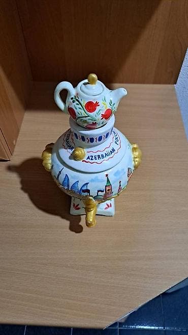 Satılır. Samovar. Əl işidir. Keramikadan hazırlanıb. 1 ədəddir — 5