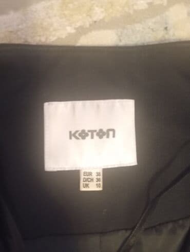 jaketler 2020: Koton qadın pencək - Rəng: Qara - Model: Açıq önlü, düyməsiz; ön — 2