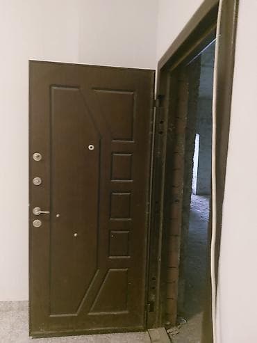 Dəmir giriş qapısı – “Kale” mexanizmləri ilə - Material: möhkəm metal