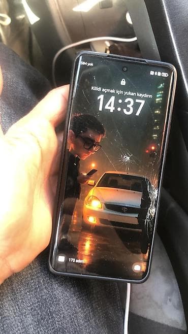 kredit iphone 12: Honor X9b, 256 GB, rəng - Boz, Qırıq — 1