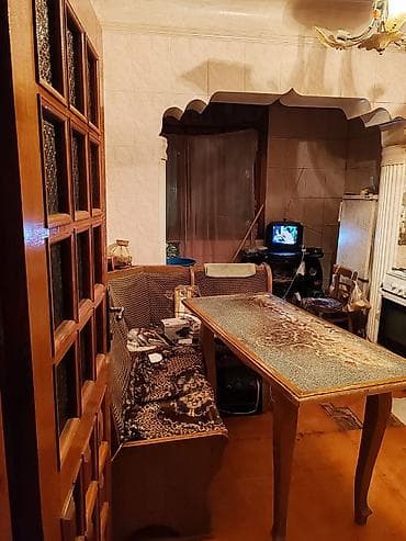 reception masa: Menzil şəxsi menzilimizdi əşyaları ilə birgə satırıq temirlidir sadece — 1