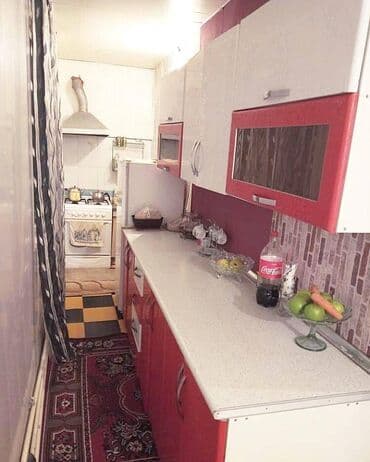 məhlə evi: Bakı, 3 otaqlı, Köhnə tikili, m. Həzi Aslanov, 65 kv. m — 4