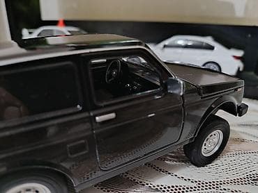 Məhsul: LADA Niva (VAZ-2121) metal maket avtomobil - Miqyas: 1:24 — 6