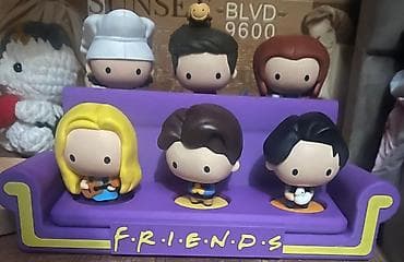 6 yas: Mc donalds 6ədəd Fiqur divani ilə “Friends” Мак дональдс 6 фигур с — 1