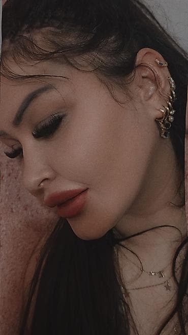 afsıant: Ofisiant, Qadın, 28 yaş, 3-5 illik təcrübə — 3