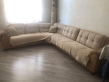 yastıq: Künc divan dəsti – bej rəngli, geniş oturma sahəsi və yumşaq, rahat — 2