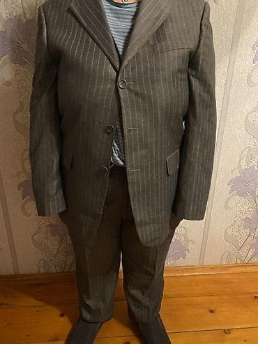 Kişi ayaqqabıları: Kişi kostyum dəsti – boz rəngdə, incə dik zolaqlı klassik model — 2