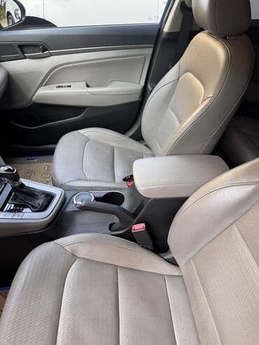 xacmazda ucuz avtomabiller: Hyundai Elantra: 2 л | 2017 г. Седан — 8